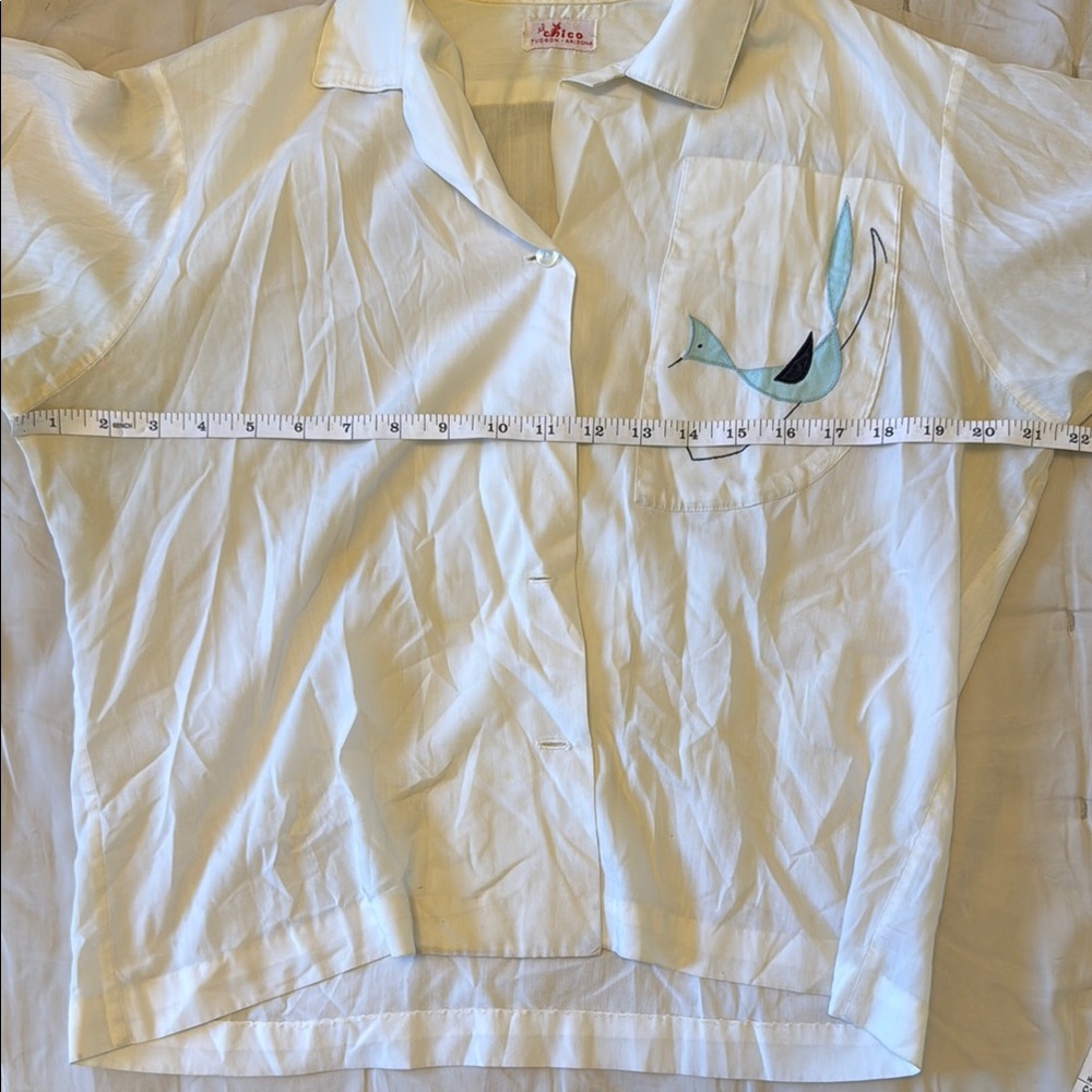 Vintage cropped White Shirt with roadrunner Design - Picture 2 of 9